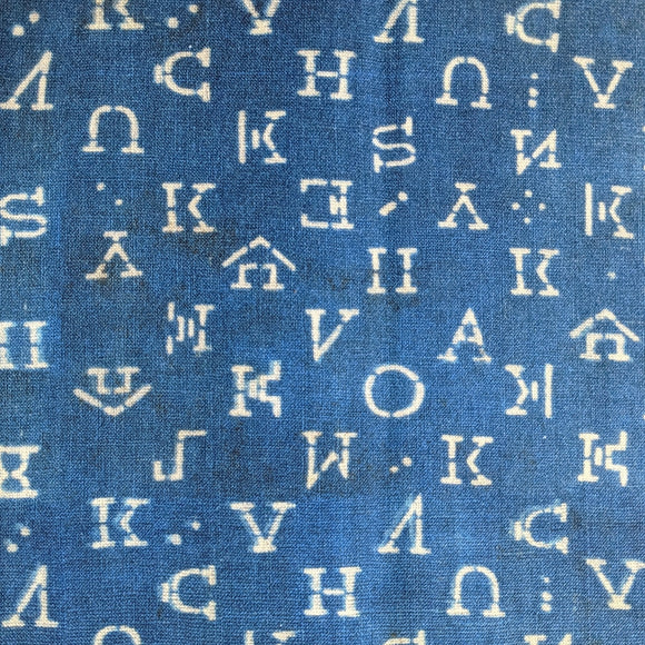 アルファベット　Alphabet–Reproduced vintage fabric